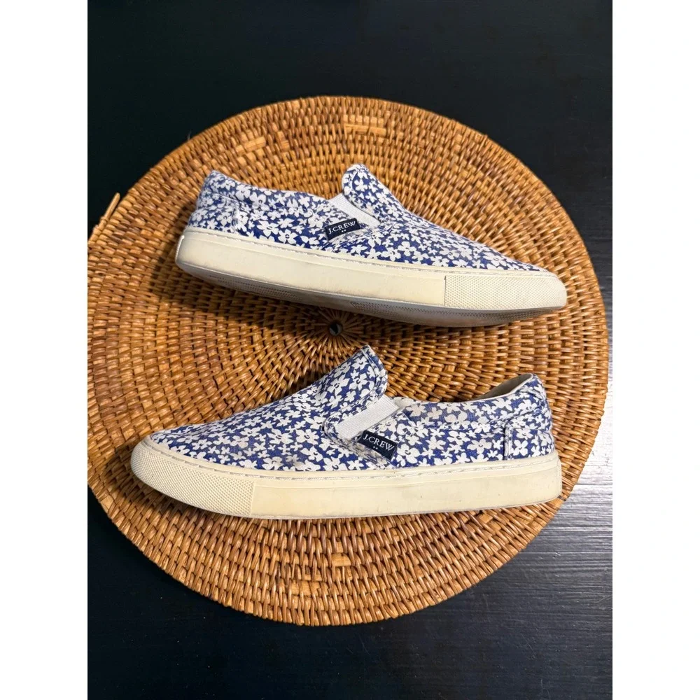 J.Crew Womens Blue White Floral Canvas Slip On Sneakers Shoes Size 7